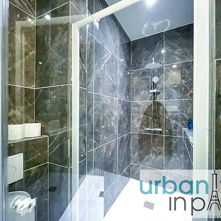 Apartment Urban Flat 63 - 3 Bedrooms Flat Champs-elysees Mermoz